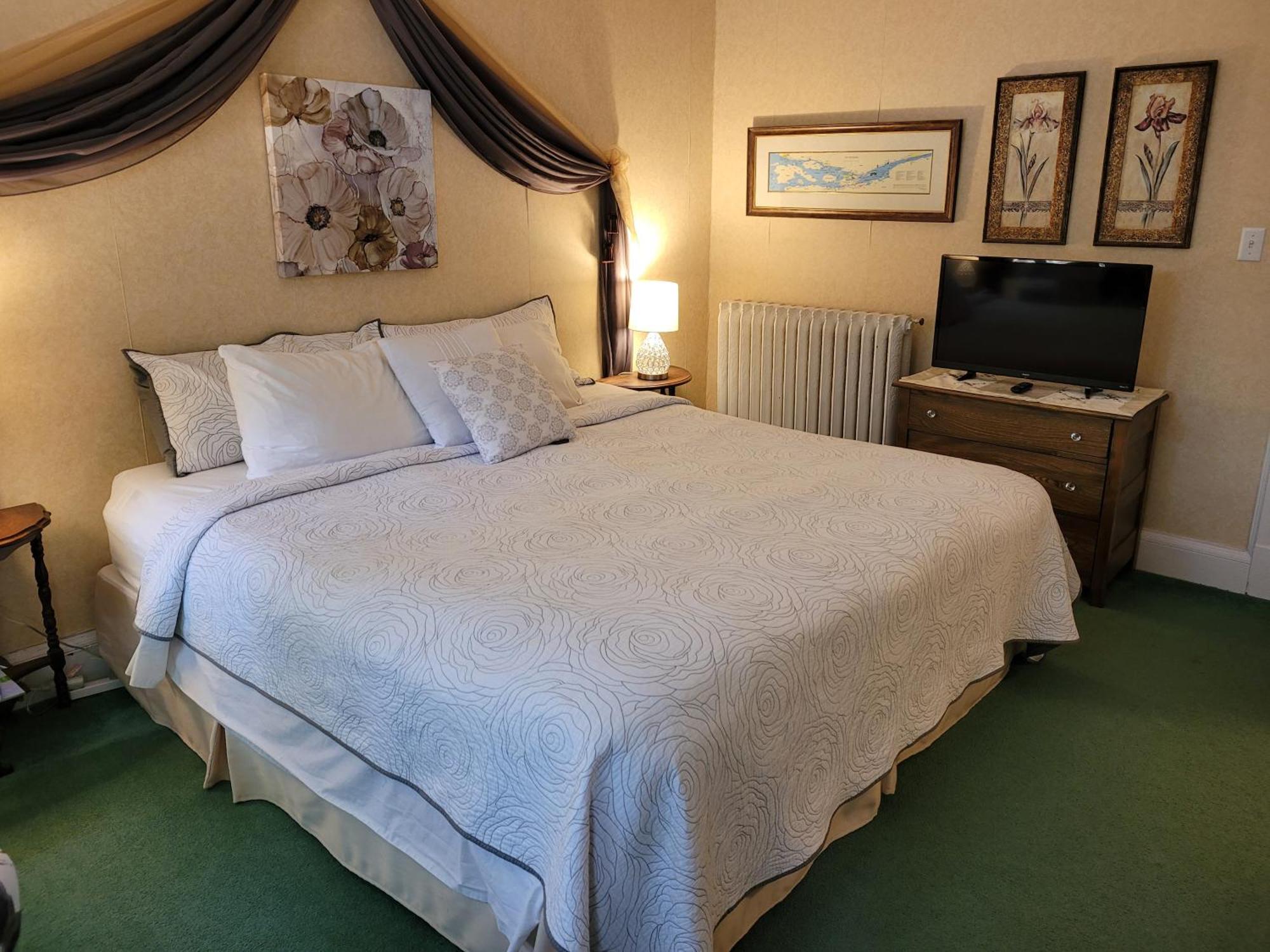 Ruby Manor Bed & Breakfast Gananoque Kültér fotó